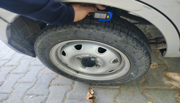 2015 Maruti Alto K10 LXI CNG, Petrol, Manual, 47,306 km, tyre