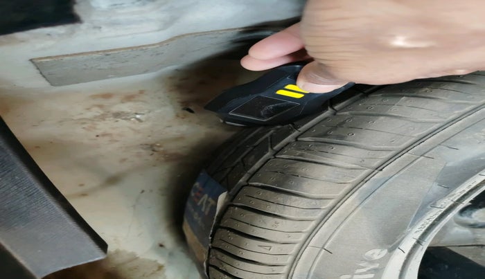 2020 Tata NEXON XM SUNROOF DIESEL, Diesel, Manual, 83,331 km, tyre