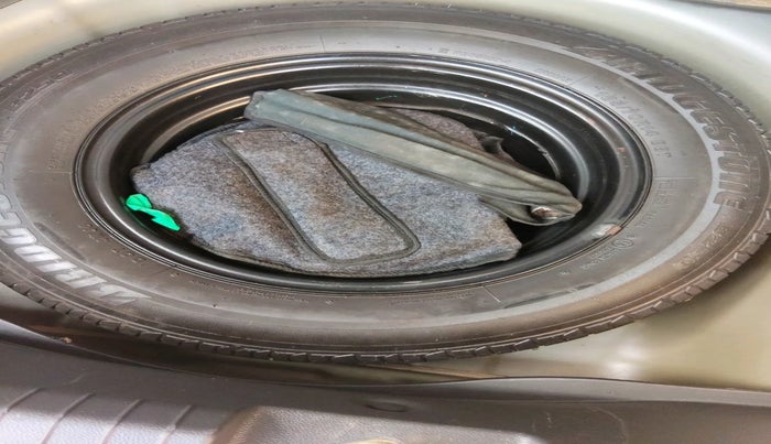 2016 Hyundai Elite i20 MAGNA 1.2, Petrol, Manual, 86,189 km, tyre