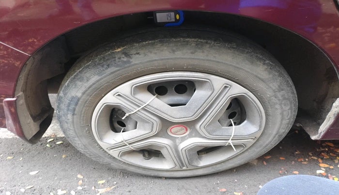 2017 Honda City 1.5L I-DTEC V, Diesel, Manual, 1,30,266 km, tyre