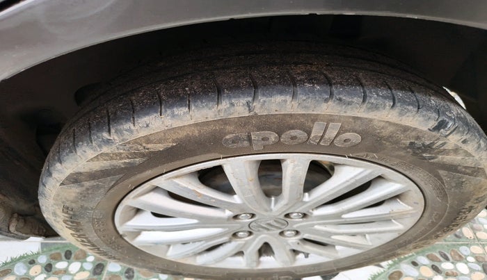 2018 Maruti Dzire ZDI AMT, Diesel, Automatic, 1,14,413 km, tyre