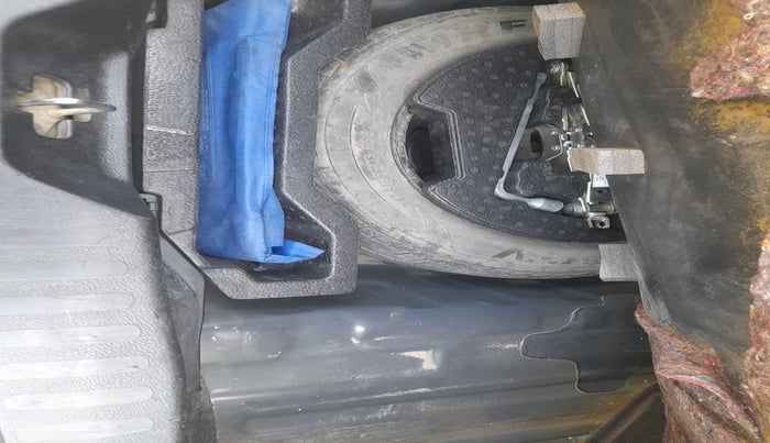 2018 Maruti Ciaz ZETA DIESEL 1.3, Diesel, Manual, 1,41,823 km, tyre