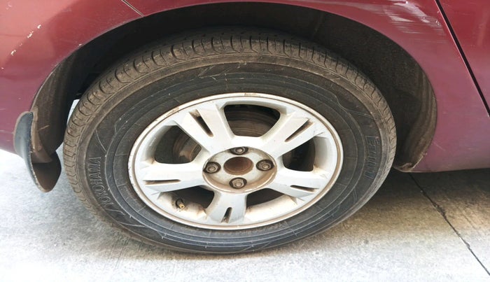 2011 Hyundai i20 ASTA (O) 1.2 WITH SUNROOF, Petrol, Manual, 93,889 km, tyre