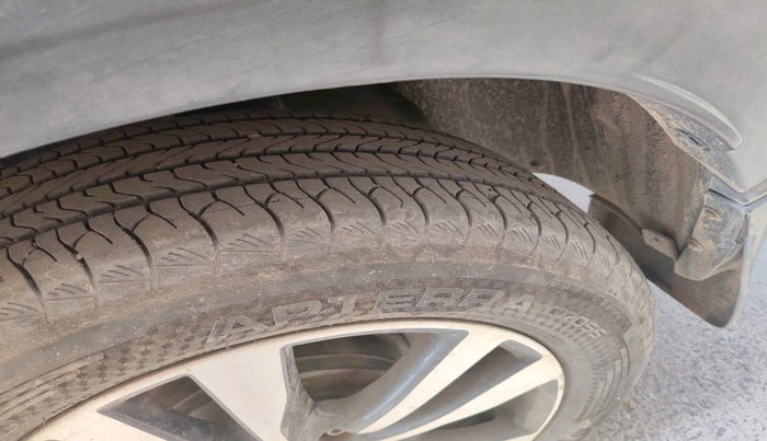 2022 Nissan Kicks XV 1.5, Petrol, Manual, 38,664 km, tyre