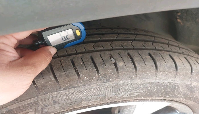 2023 Tata PUNCH Creative Dual Tone AMT Sunroof , Petrol, Automatic, 8,172 km, tyre