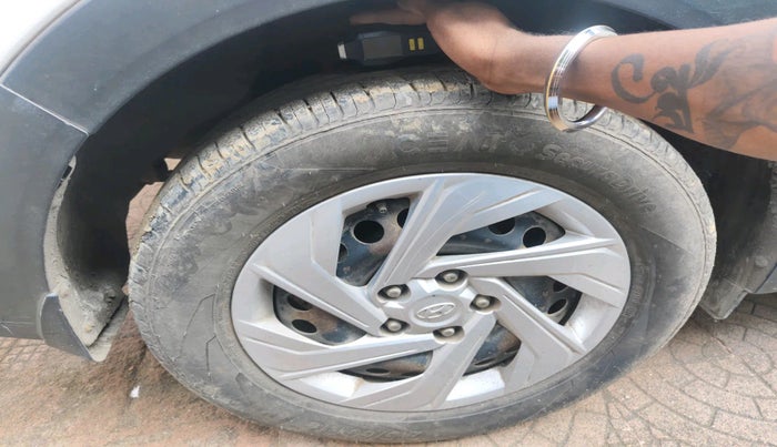 2016 Hyundai Creta S 1.4 DIESEL, Diesel, Manual, 99,599 km, tyre