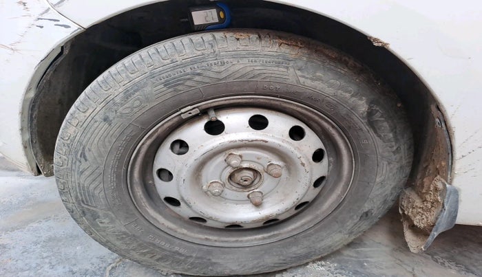 2014 Hyundai i10 MAGNA 1.1, Petrol, Manual, 66,306 km, tyre