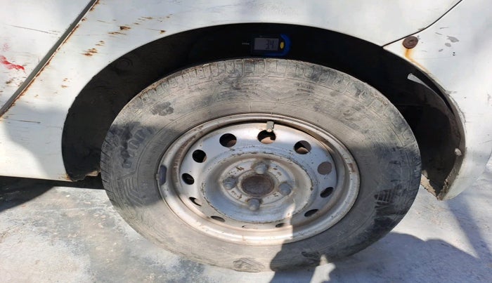 2014 Hyundai i10 MAGNA 1.1, Petrol, Manual, 66,306 km, tyre