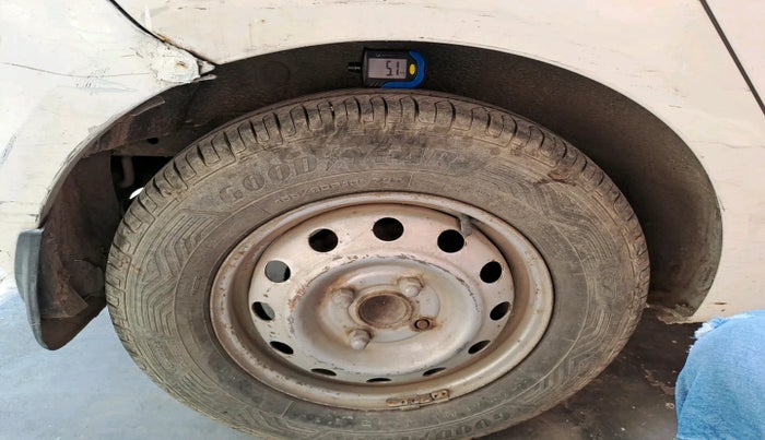 2014 Hyundai i10 MAGNA 1.1, Petrol, Manual, 66,306 km, tyre