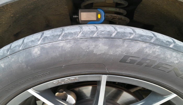 2022 Mahindra XUV700 AX 5 D AT 5 STR, Diesel, Automatic, 56,559 km, tyre