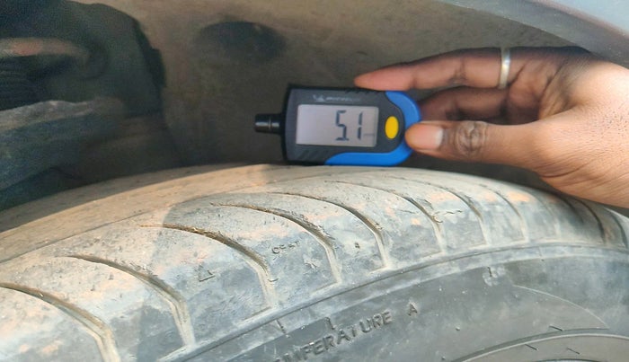 2022 Skoda KUSHAQ STYLE 1.0L TSI MT, Petrol, Manual, 22,559 km, tyre