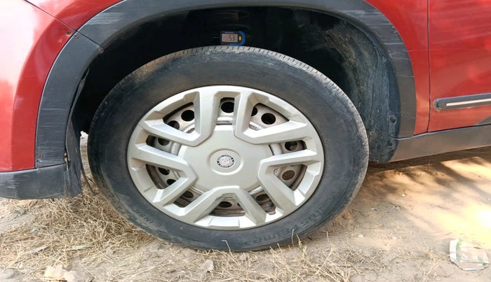 2016 Maruti Vitara Brezza LDI, Diesel, Manual, 56,193 km, tyre