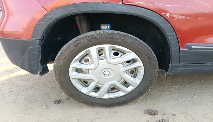 2016 Maruti Vitara Brezza LDI, Diesel, Manual, 56,193 km, tyre