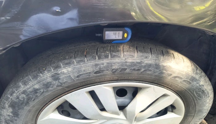 2014 Honda City 1.5L I-VTEC SV, Petrol, Manual, 96,909 km, tyre