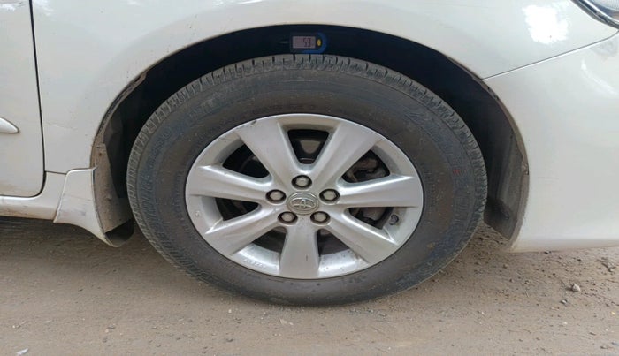 2012 Toyota Corolla Altis VL AT PETROL, Petrol, Automatic, 73,631 km, tyre