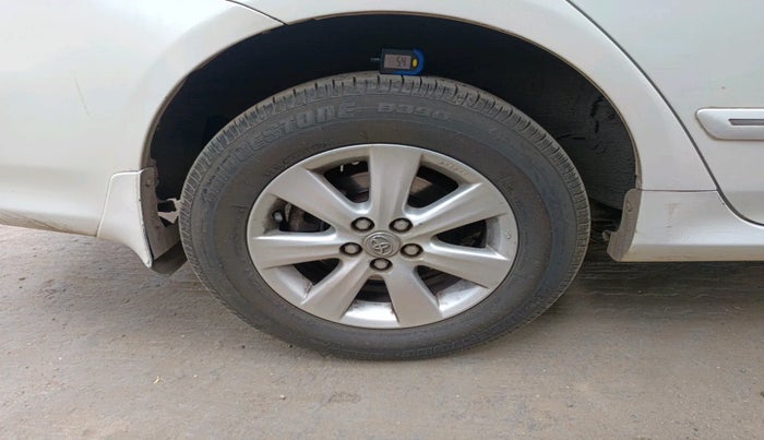 2012 Toyota Corolla Altis VL AT PETROL, Petrol, Automatic, 73,631 km, tyre