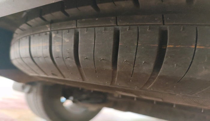 2022 Tata Safari XZ PLUS GOLD, Diesel, Manual, 32,023 km, tyre