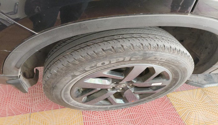 2022 Tata Safari XZ PLUS GOLD, Diesel, Manual, 32,023 km, tyre