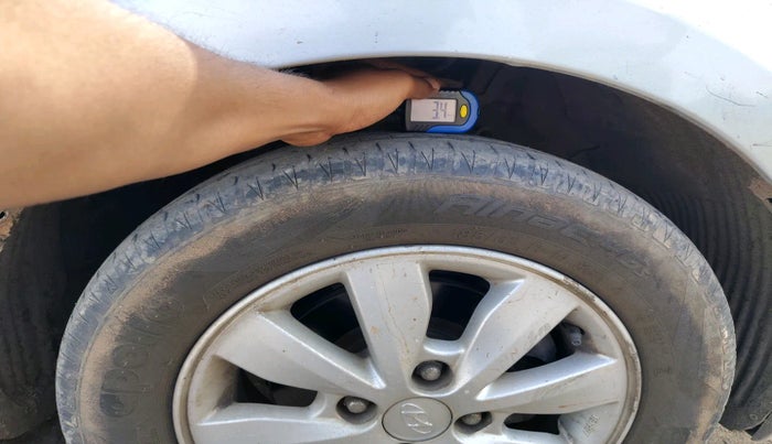 2014 Hyundai i20 ASTA 1.2, Petrol, Manual, 80,409 km, tyre