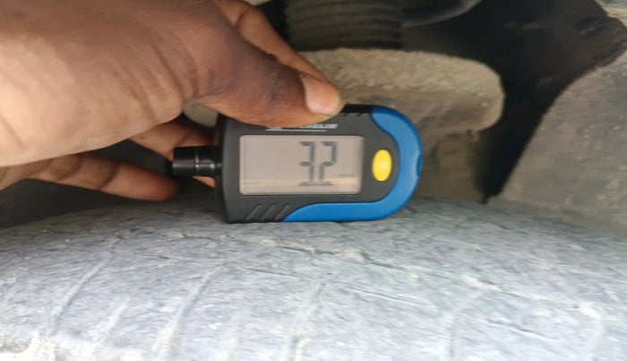 2016 Mahindra XUV500 W10 AT, Diesel, Automatic, 77,951 km, tyre