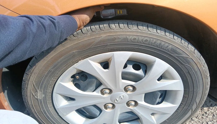 2014 Hyundai Grand i10 SPORTZ 1.2 KAPPA VTVT, Petrol, Manual, 65,875 km, tyre