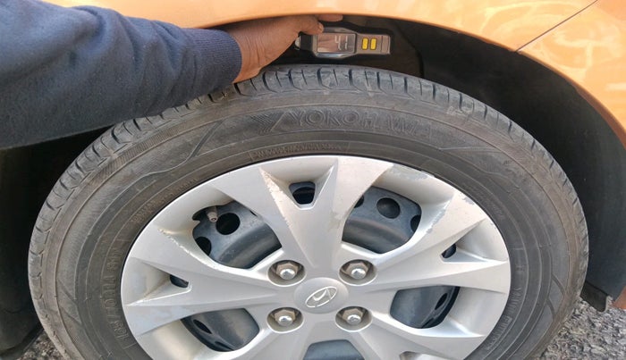 2014 Hyundai Grand i10 SPORTZ 1.2 KAPPA VTVT, Petrol, Manual, 65,875 km, tyre