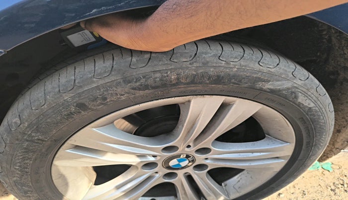 2017 BMW 3 Series 320d Sport Line, Diesel, Automatic, 41,631 km, tyre