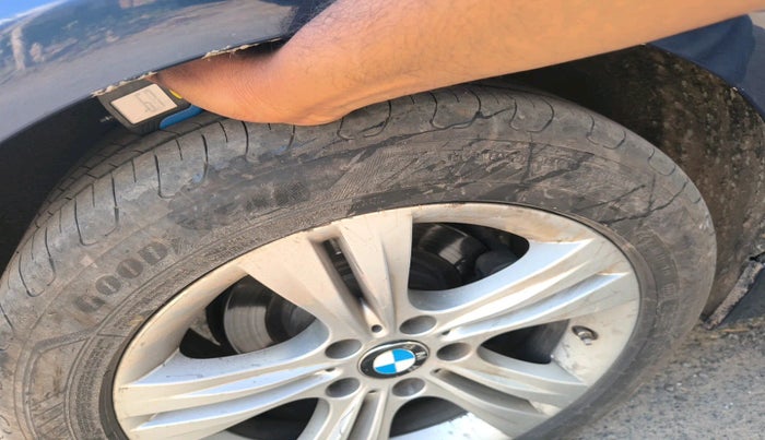 2017 BMW 3 Series 320d Sport Line, Diesel, Automatic, 41,631 km, tyre