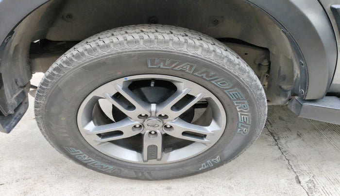 2022 Mahindra Thar LX D 4*4 MT HT, Diesel, Manual, 22,342 km, tyre