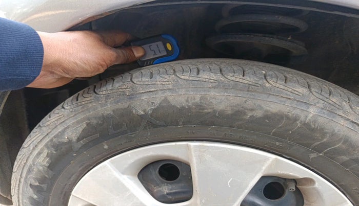 2011 Maruti Ritz VXI, Petrol, Manual, 39,314 km, tyre