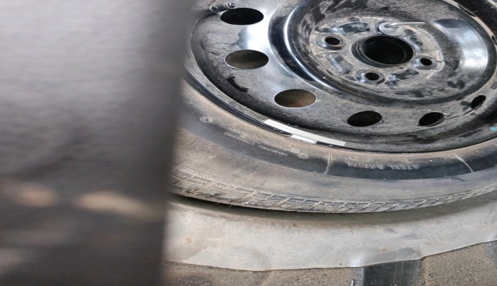 2011 Maruti Ritz VXI, Petrol, Manual, 39,314 km, tyre