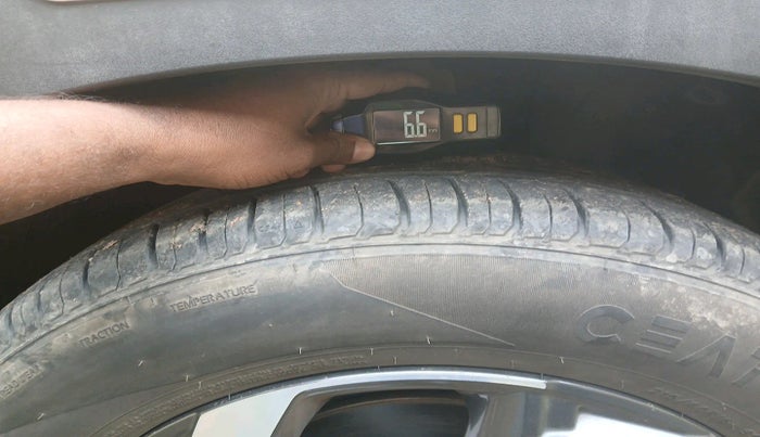 2019 Hyundai VENUE SX 1.0 TURBO, Petrol, Manual, 4,566 km, tyre