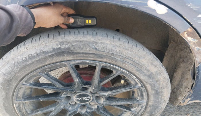 2018 Maruti Dzire LXI, Petrol, Manual, 80,328 km, tyre