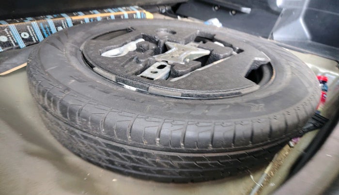 2019 Maruti S Cross ALPHA 1.3, Diesel, Manual, 73,349 km, tyre