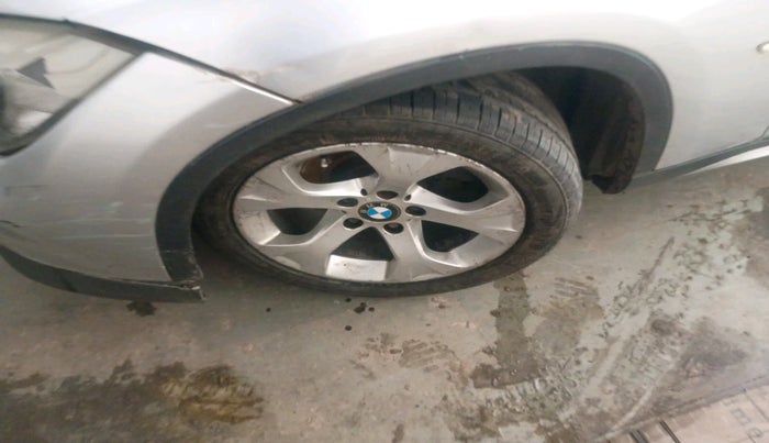 2011 BMW X1 sDrive20d, Diesel, Automatic, 1,53,874 km, tyre