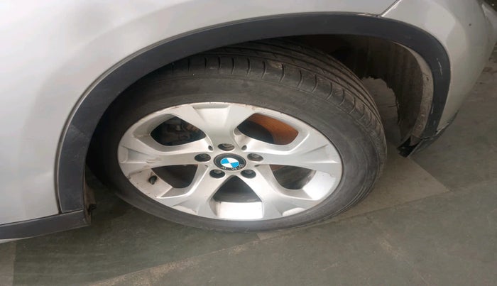 2011 BMW X1 sDrive20d, Diesel, Automatic, 1,53,874 km, tyre