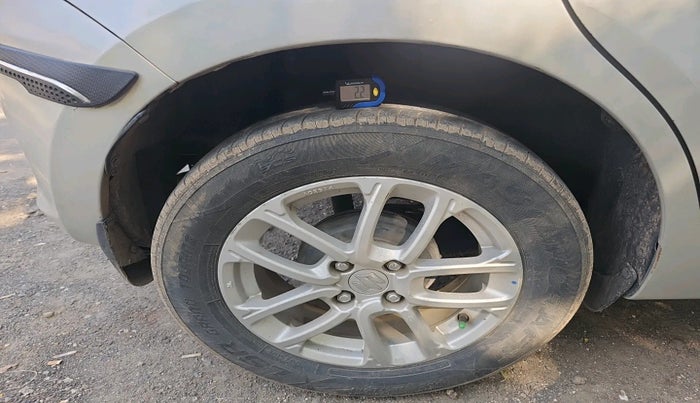 2018 Maruti Swift ZXI, Petrol, Manual, 79,251 km, tyre