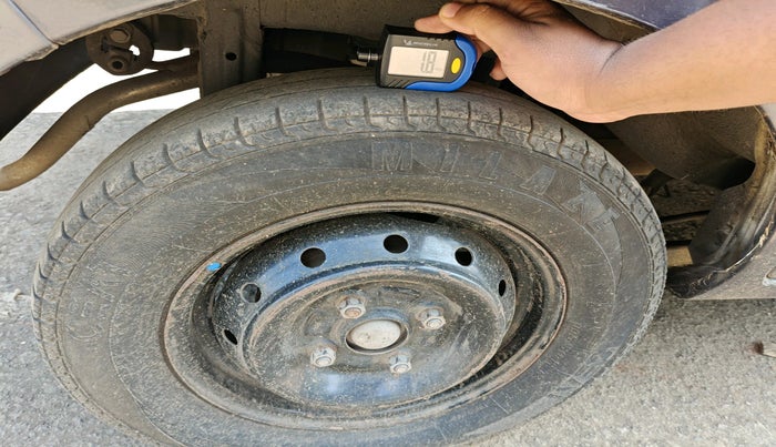 2014 Maruti Alto 800 VXI, Petrol, Manual, 1,06,880 km, tyre