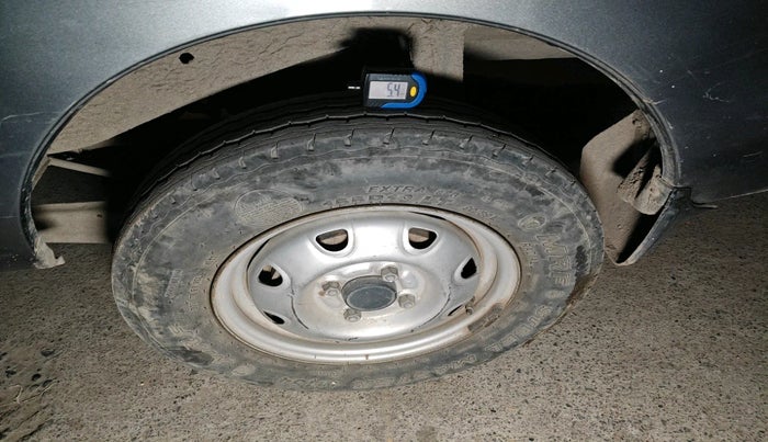 2011 Maruti Eeco 5 STR WITH A/C+HTR, Petrol, Manual, 55,380 km, tyre