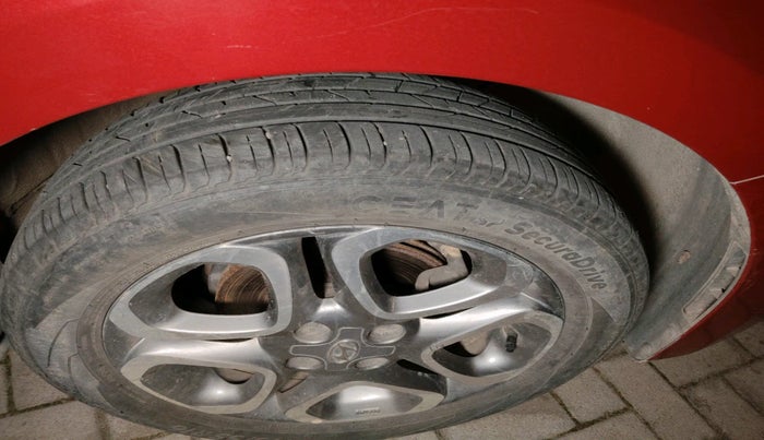 2019 Hyundai Elite i20 ASTA (O) CVT, Petrol, Automatic, 64,250 km, tyre