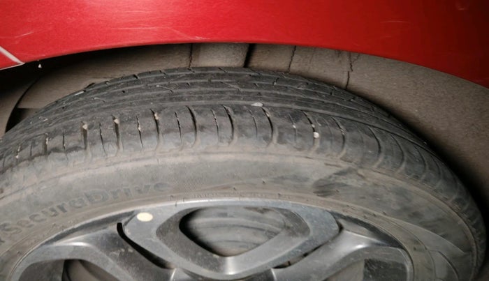 2019 Hyundai Elite i20 ASTA (O) CVT, Petrol, Automatic, 64,250 km, tyre