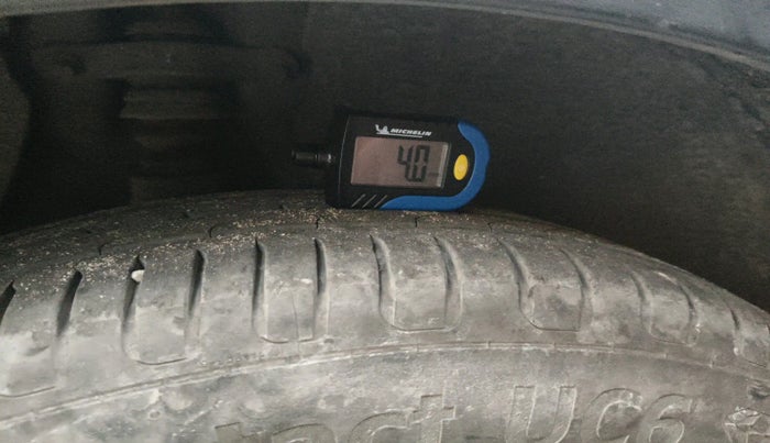 2017 Hyundai Creta S PLUS 1.4 DIESEL, Diesel, Manual, 1,26,874 km, tyre