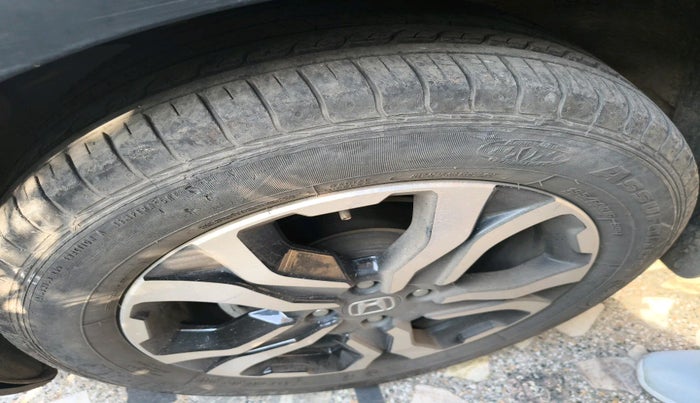 2020 Honda WR-V 1.2L I-VTEC VX MT, Petrol, Manual, 23,656 km, tyre