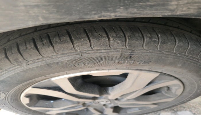 2020 Honda WR-V 1.2L I-VTEC VX MT, Petrol, Manual, 23,656 km, tyre