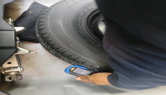 2018 Maruti Dzire VXI, Petrol, Manual, 37,056 km, tyre