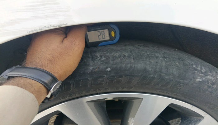 2014 Hyundai Verna FLUIDIC 1.6 CRDI SX OPT, Diesel, Manual, 1,68,293 km, tyre