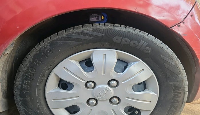 2010 Hyundai i10 MAGNA 1.2, Petrol, Manual, 1,01,050 km, tyre