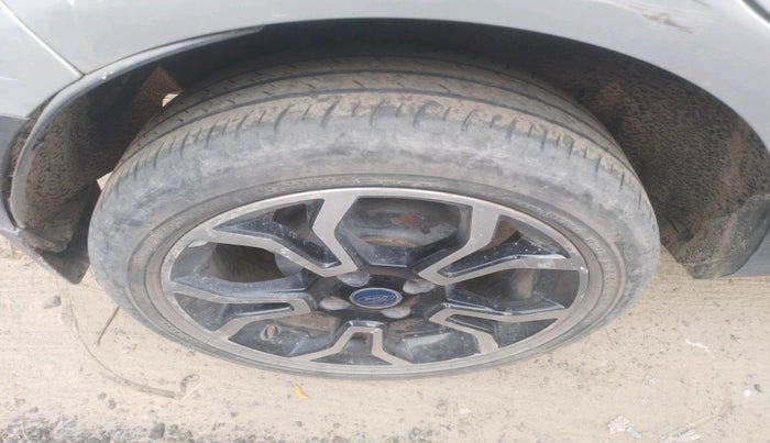 2019 Ford Ecosport TITANIUM 1.5L SIGNATURE EDITION (SUNROOF) PETROL, Petrol, Manual, 75,822 km, tyre