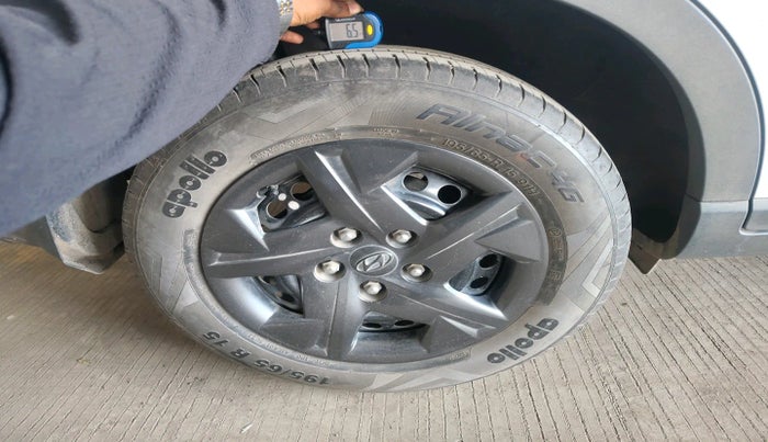 2023 Hyundai VENUE SX 1.2 PETROL, Petrol, Manual, 12,221 km, tyre