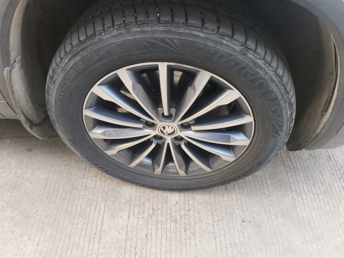 2022 Skoda Kodiaq Style 2.0 TSI 4X4 AT, Petrol, Automatic, 51,500 km, tyre